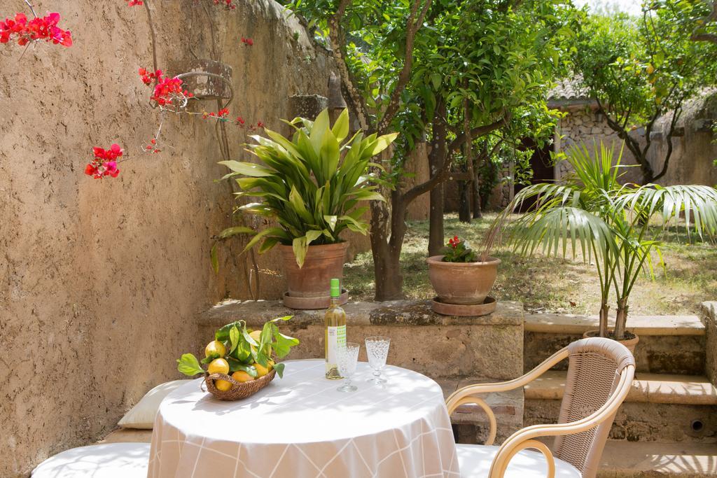 Agroturismo Es Pla De Llodrá Manacor  Exterior foto